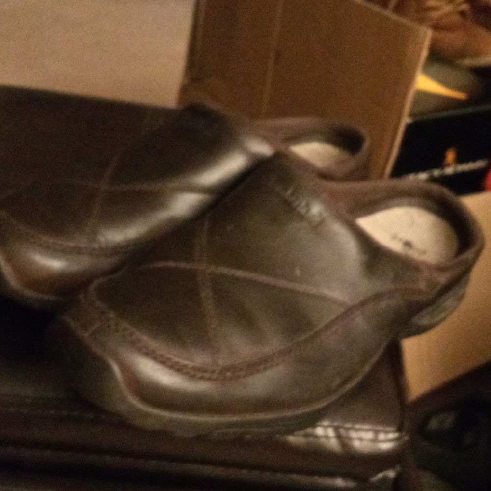 Men brown slip on